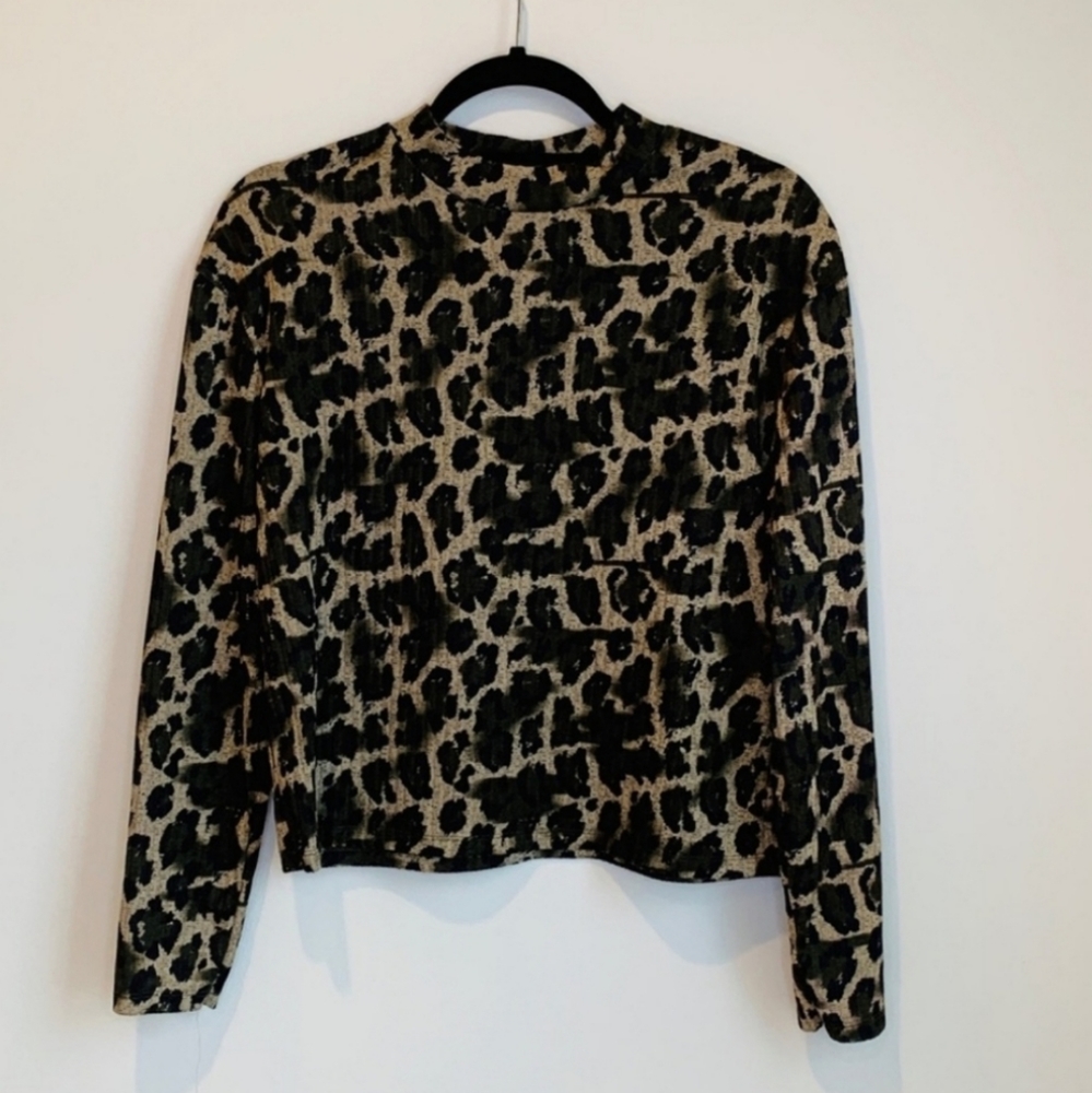 ZARA Leapard Mock Neck Top Sz Small